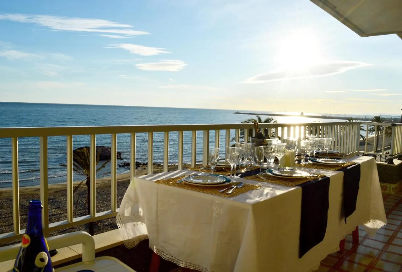 Seafront Fully Renovated Apart Amazing Terrace Cunit Spain