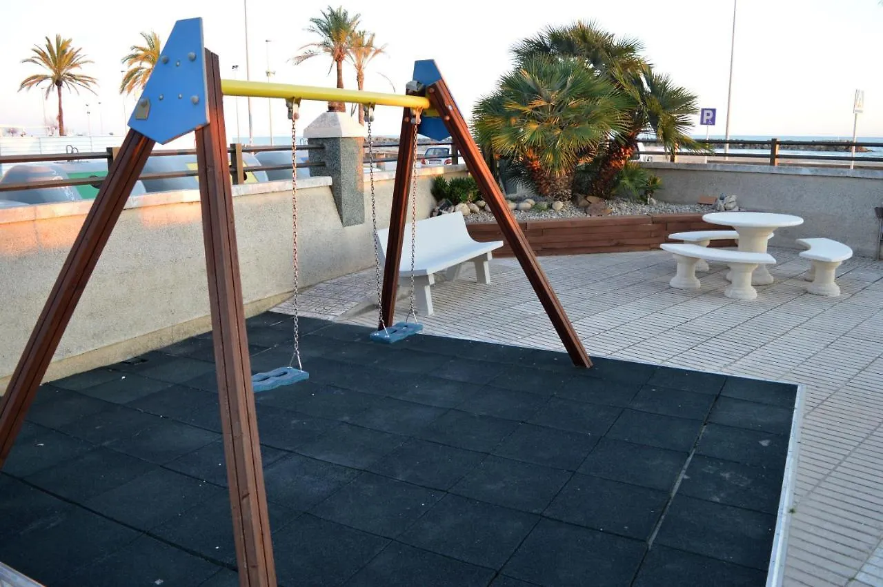 Seafront Fully Renovated Apart Amazing Terrace Cunit